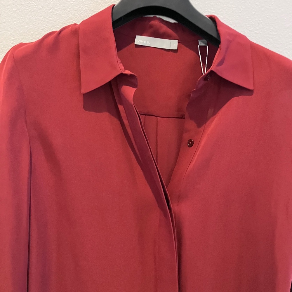 NWT Vince 100% silk button up blouse